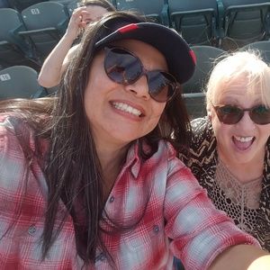 Meet your Posher, Susana m